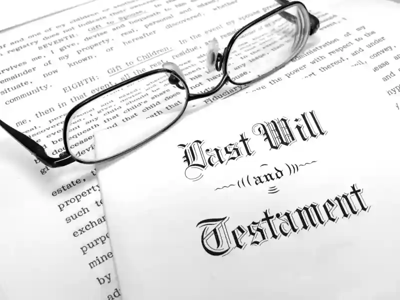Envelope with last will and testament.